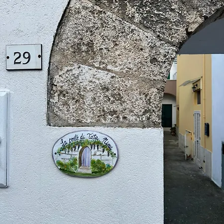 La Corte Di Tata Ninu Lägenhet Spongano